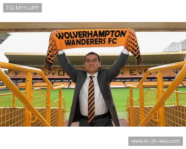 十轮惊魂:英超四帅下课潮下的生存危机,狼队垫底与佩雷拉引发的连锁震荡